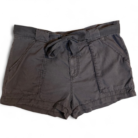 FREE PEOPLE Women's Charcoal Gray Utility Shorts size 6 - Picture 3 of 8